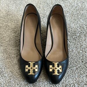 Tory Burch Wedge Black Leather Size 7.5